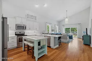105 SE 17th St, Oak Island, NC 28465 - Photo 5