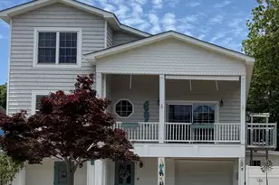 105 SE 17th St, Oak Island, NC 28465 - Photo 3