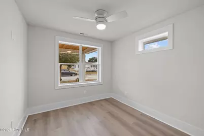 613 Mulberry Street, Beaufort, NC 28516 - Photo 17