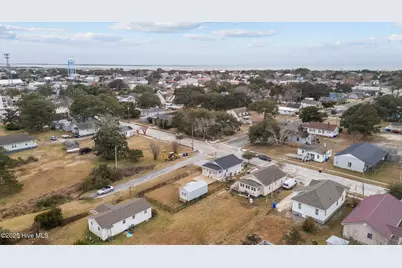 613 Mulberry Street, Beaufort, NC 28516 - Photo 39
