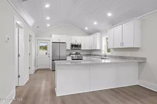 613 Mulberry St, Beaufort, NC 28516 - Photo 35