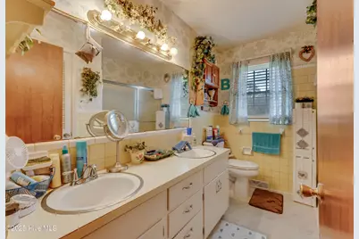 307 W Westbrook Street, Wallace, NC 28466 - Photo 23