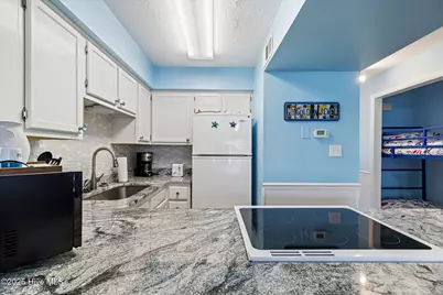 1311 Lake Park Boulevard S #2b, Carolina Beach, NC 28428 - Photo 17