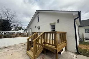 203 Stewart Ave, Clinton, NC 28328 - Photo 21