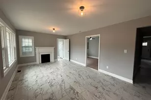 203 Stewart Ave, Clinton, NC 28328 - Photo 3