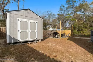125 NW 15th St, Oak Island, NC 28465 - Photo 37