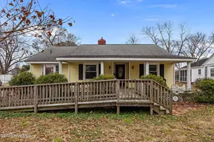 4137 N Lee St, Ayden, NC 28513 - Photo 5