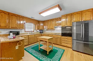 102 Wade Ave, Knotts Island, NC 27950 - Photo 5