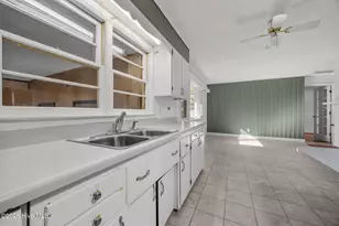 205 Fenton Pl, Jacksonville, NC 28540 - Photo 33