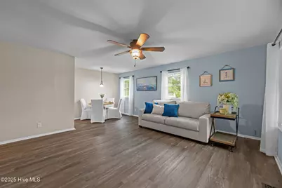 210 Glenburnie Drive, New Bern, NC 28560 - Photo 9
