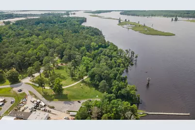210 Glenburnie Drive, New Bern, NC 28560 - Photo 39