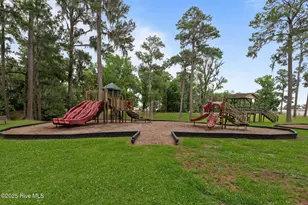 210 Glenburnie Dr, New Bern, NC 28560 - Photo 33