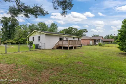 210 Glenburnie Drive, New Bern, NC 28560 - Photo 5