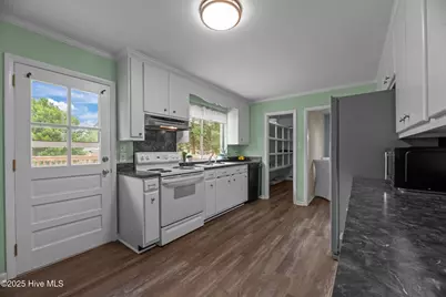 210 Glenburnie Drive, New Bern, NC 28560 - Photo 21