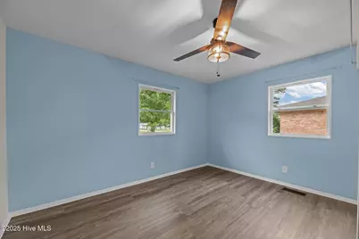 210 Glenburnie Drive, New Bern, NC 28560 - Photo 25