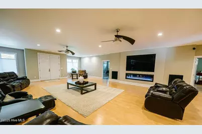 518 Edwards Road, Jacksonville, NC 28540 - Photo 11