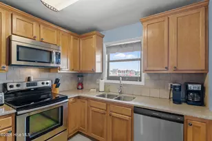 505 Carolina Beach Ave N, Carolina Beach, NC 28428 - Photo 39