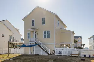 127 Sound Pt Dr, Harkers Island, NC 28531 - Photo 53