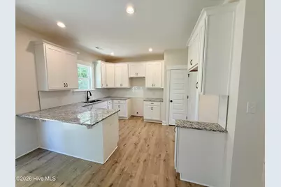 316 Hawks Bluff Drive, New Bern, NC 28560 - Photo 5