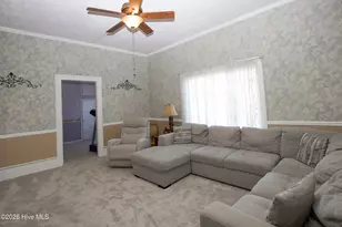307 N Green St, Parkton, NC 28371 - Photo 5
