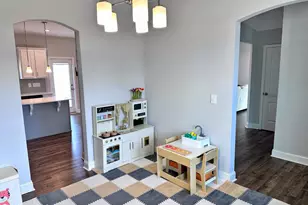 1001 Ferry Spring Ln, Jacksonville, NC 28546 - Photo 11