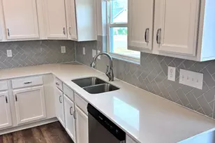 1001 Ferry Spring Ln, Jacksonville, NC 28546 - Photo 17