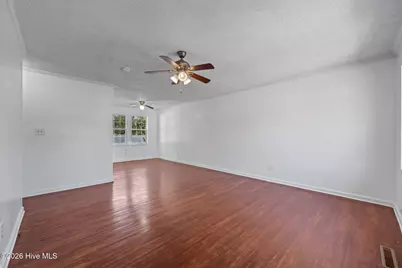 608 Williams Street, Jacksonville, NC 28540 - Photo 5
