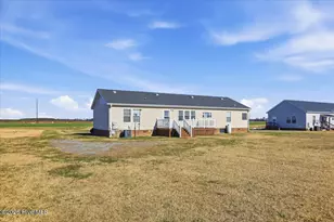 461 Ralph Dail Rd, Mount Olive, NC 28365 - Photo 7