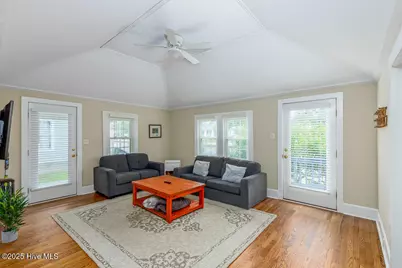 1407 Arendell Street, Morehead City, NC 28557 - Photo 3