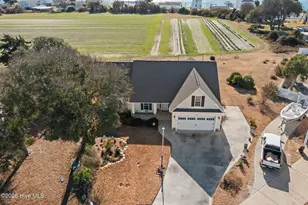 129 Bud's Ln, Cedar Point, NC 28584 - Photo 5