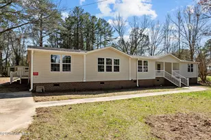 214 Suggs St, Princeville, NC 27886 - Photo 21
