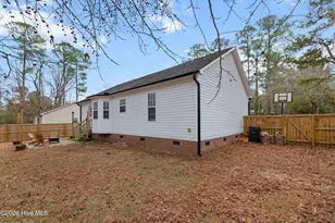 913 E Sanders St, Four Oaks, NC 27524 - Photo 33