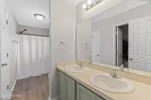 913 E Sanders St, Four Oaks, NC 27524 - Photo 11