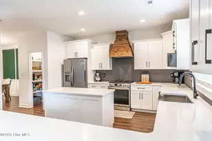 29961 Loblolly Ct, Wagram, NC 28396 - Photo 11