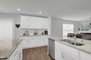 609 Ava St, New Bern, NC 28560 - Photo 3