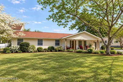 213 Pensacola Avenue, Morehead City, NC 28557 - Photo 1