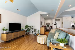 402 Carolina Beach Ave S, Carolina Beach, NC 28428 - Photo 13