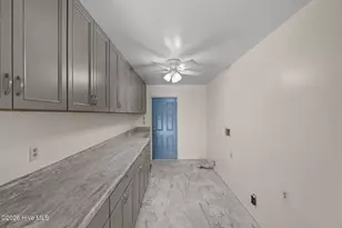 1603 Oakwood Ave, New Bern, NC 28560 - Photo 13