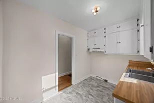 1603 Oakwood Ave, New Bern, NC 28560 - Photo 9