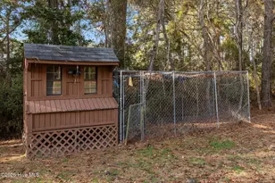142 Jordans Ln, Beaufort, NC 28516 - Photo 37