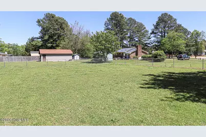 305 Cunningham Drive, Rocky Mount, NC 27804 - Photo 9