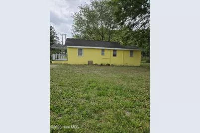 607 Washington Street, Laurinburg, NC 28352 - Photo 3