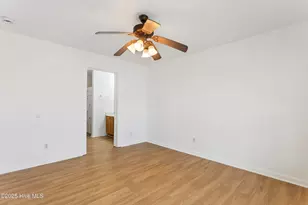 100 Moorefield Dr, Carolina Beach, NC 28428 - Photo 15