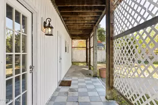 100 Moorefield Dr, Carolina Beach, NC 28428 - Photo 37