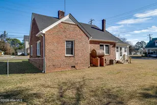 503 N Pine St, Warsaw, NC 28398 - Photo 19