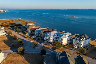 205 Back St, Newport, NC 28570 - Photo 5
