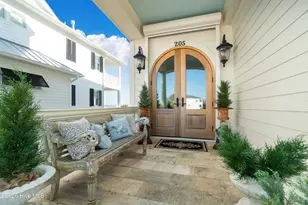 205 Back St, Newport, NC 28570 - Photo 27