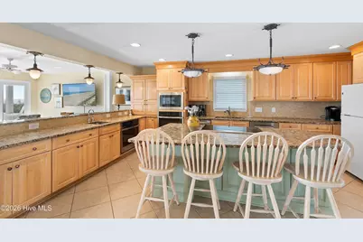1123 Ocean Boulevard W, Holden Beach, NC 28462 - Photo 11