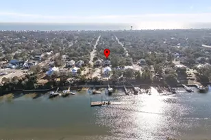 305 E Yacht Dr, Oak Island, NC 28465 - Photo 3
