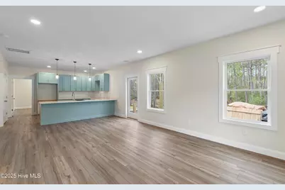 356 Drayton Road, Southport, NC 28461 - Photo 9